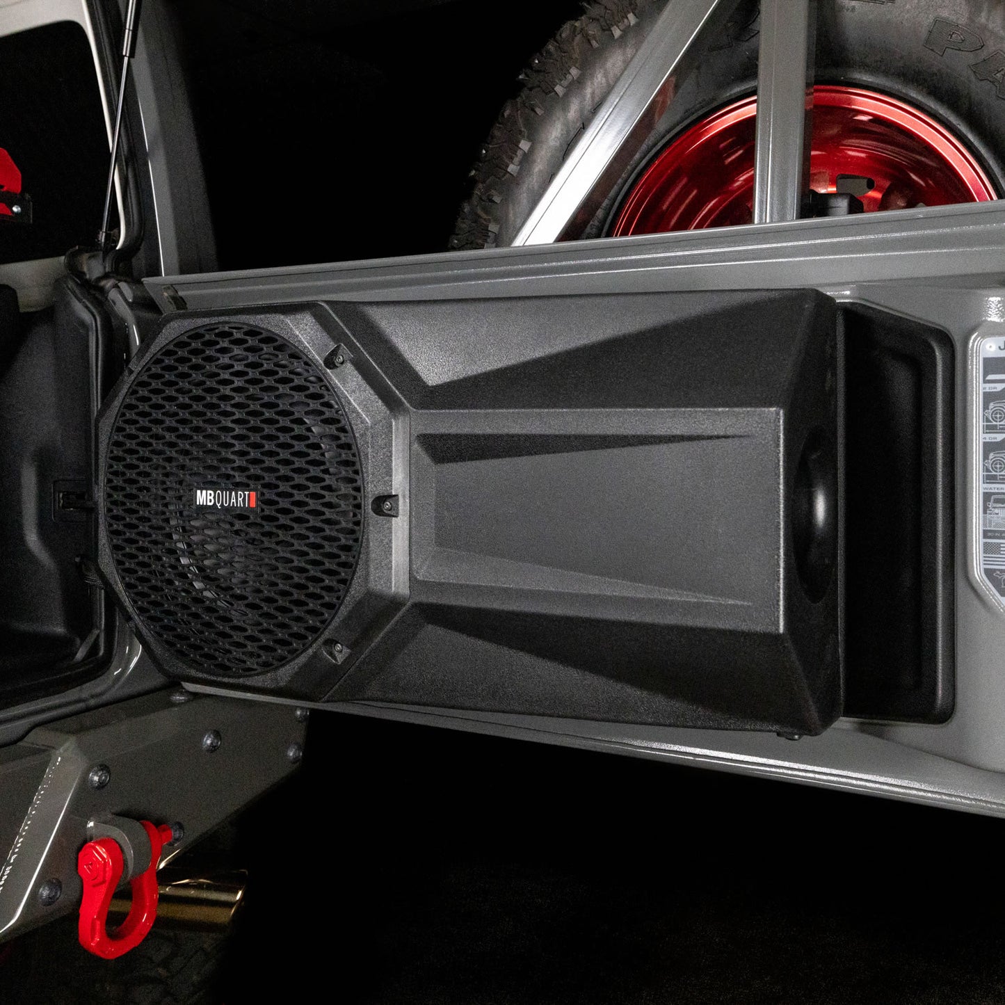 MB QUART JEEP JL/JT TAILGATE SUBWOOFER MBQJL302